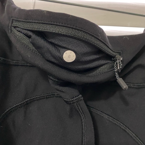 *FLAWED* Lululemon Speed Tight - Picture 6 of 7